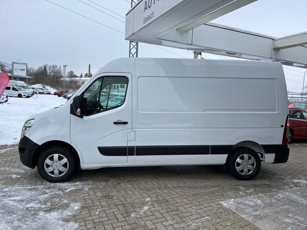 Nissan Interstar Skříň 2,3 l 100 kw