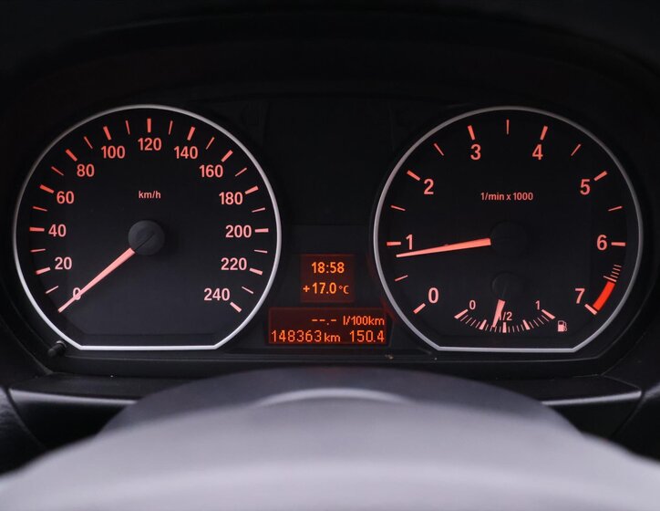 BMW Řada 1 Hatchback 2,0 l 90 kw