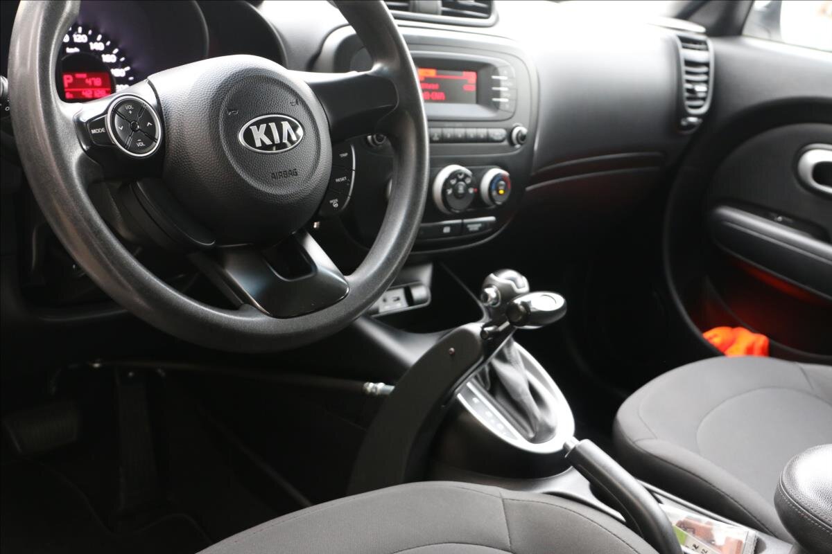 KIA Soul Hatchback 1,6 l 97 kw