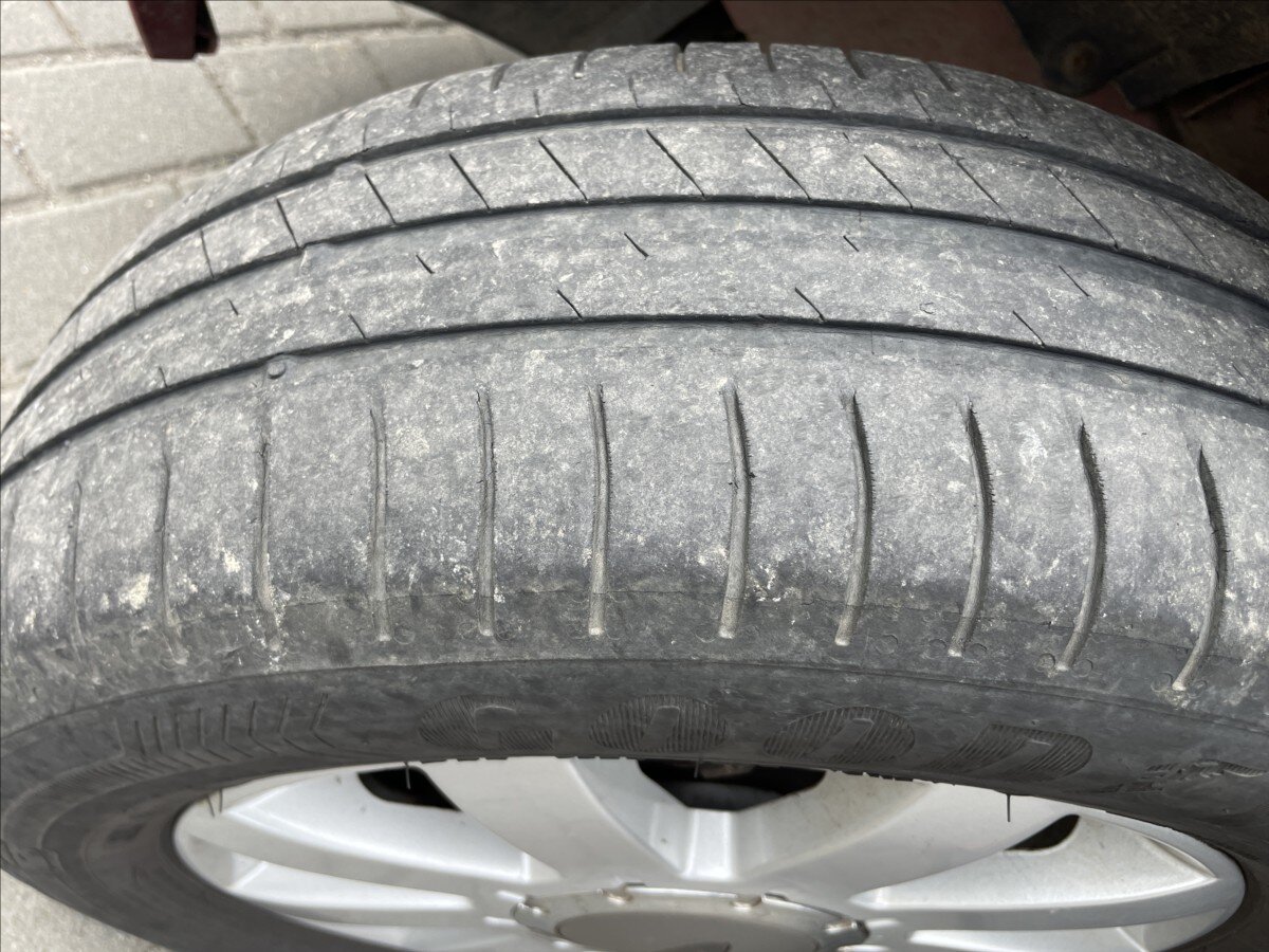 Ford Fusion Kombi 1,4 l 59 kw