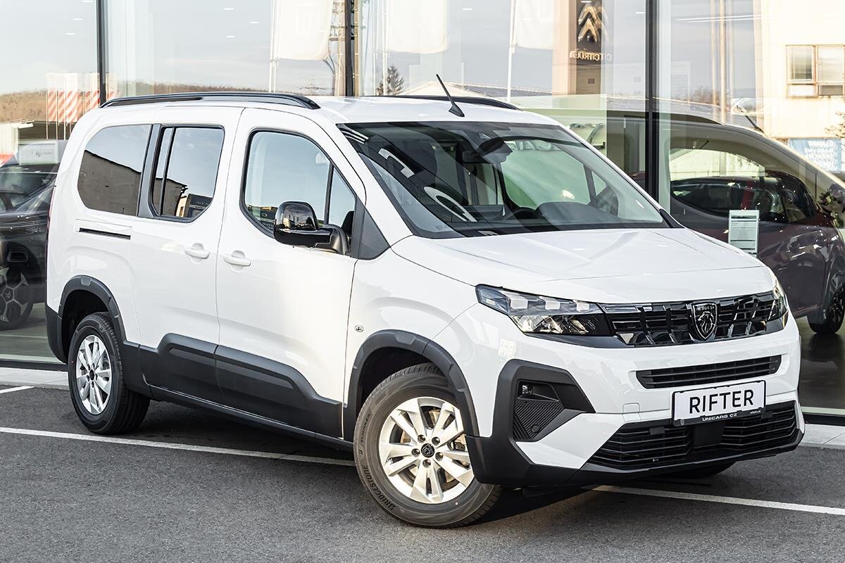 Peugeot Rifter MPV 1,5 l 0