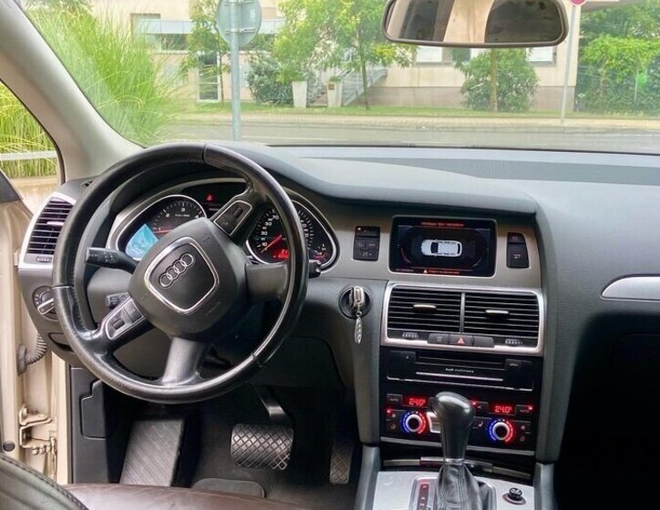 Audi Q7 SUV 0,0 0