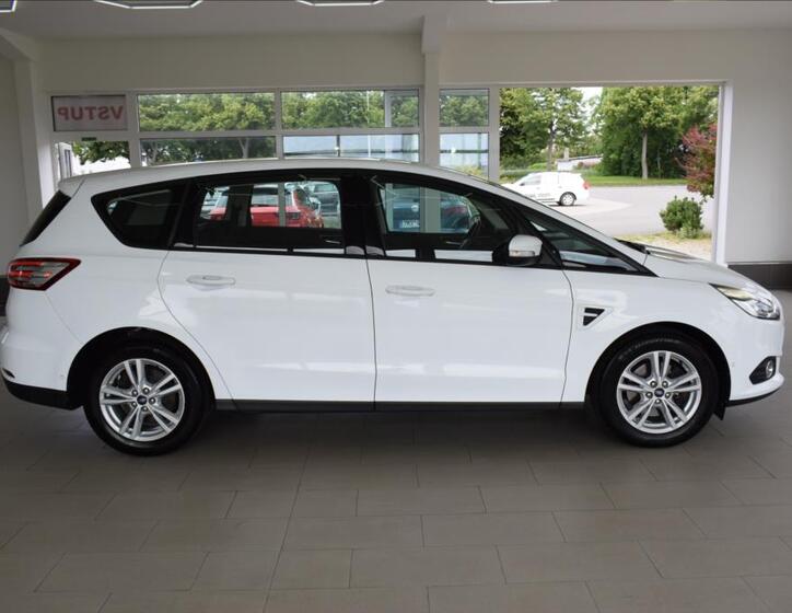 Ford S-MAX 4