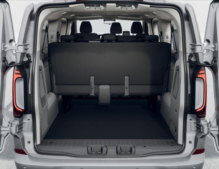 Volkswagen Caravelle 8