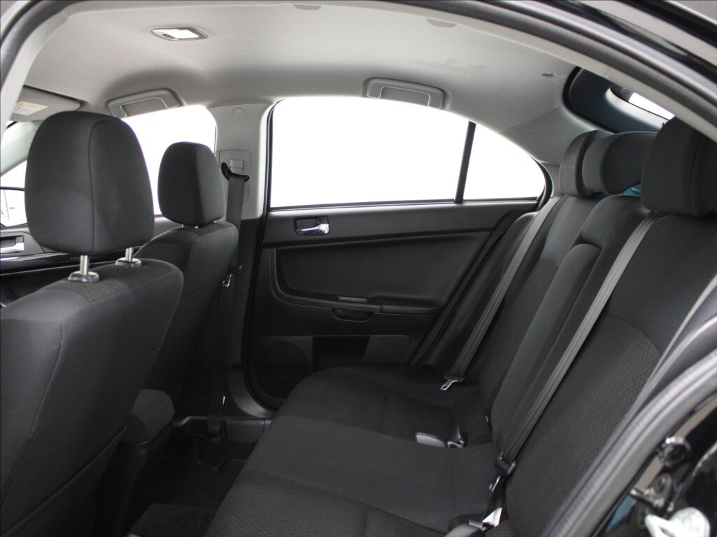 Mitsubishi Lancer Liftback 1,6 l 86 kw