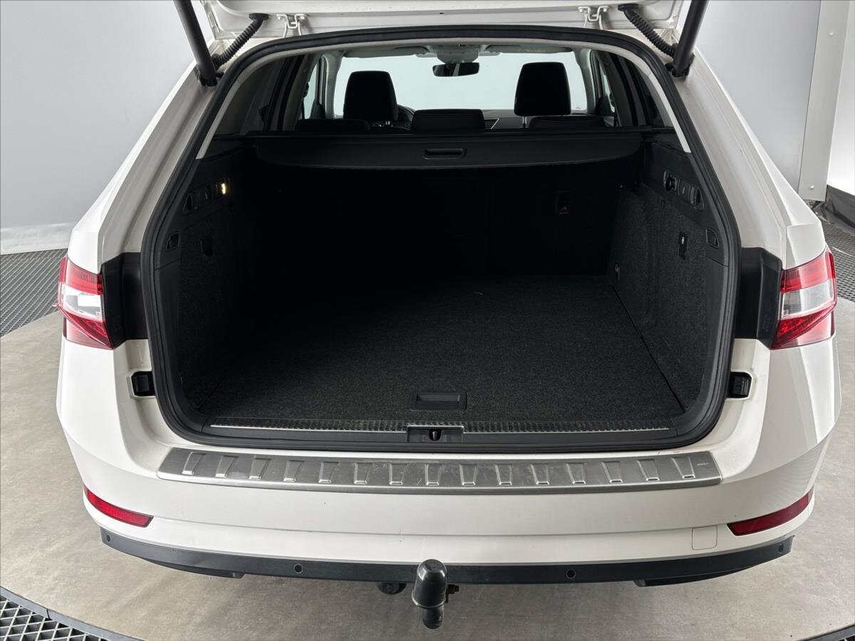 Škoda Superb Kombi 2,0 l 140 kw