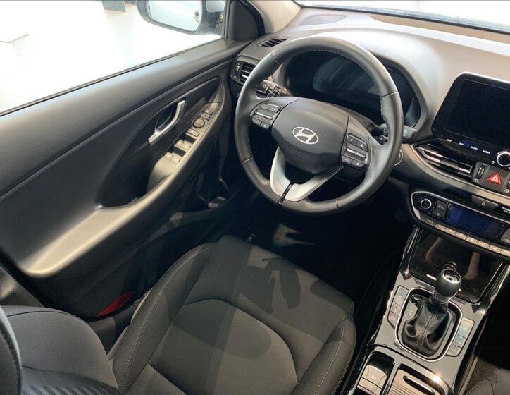 Hyundai i30 Kombi 998,0 73 kw