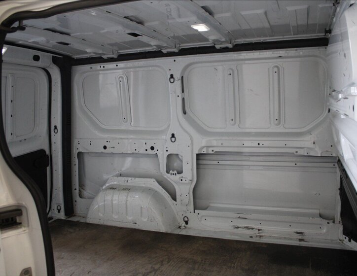 Opel Vivaro Skříň 1,6 l 70 kw