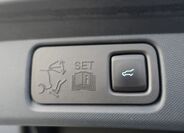 Ford Mustang Mach-E 36