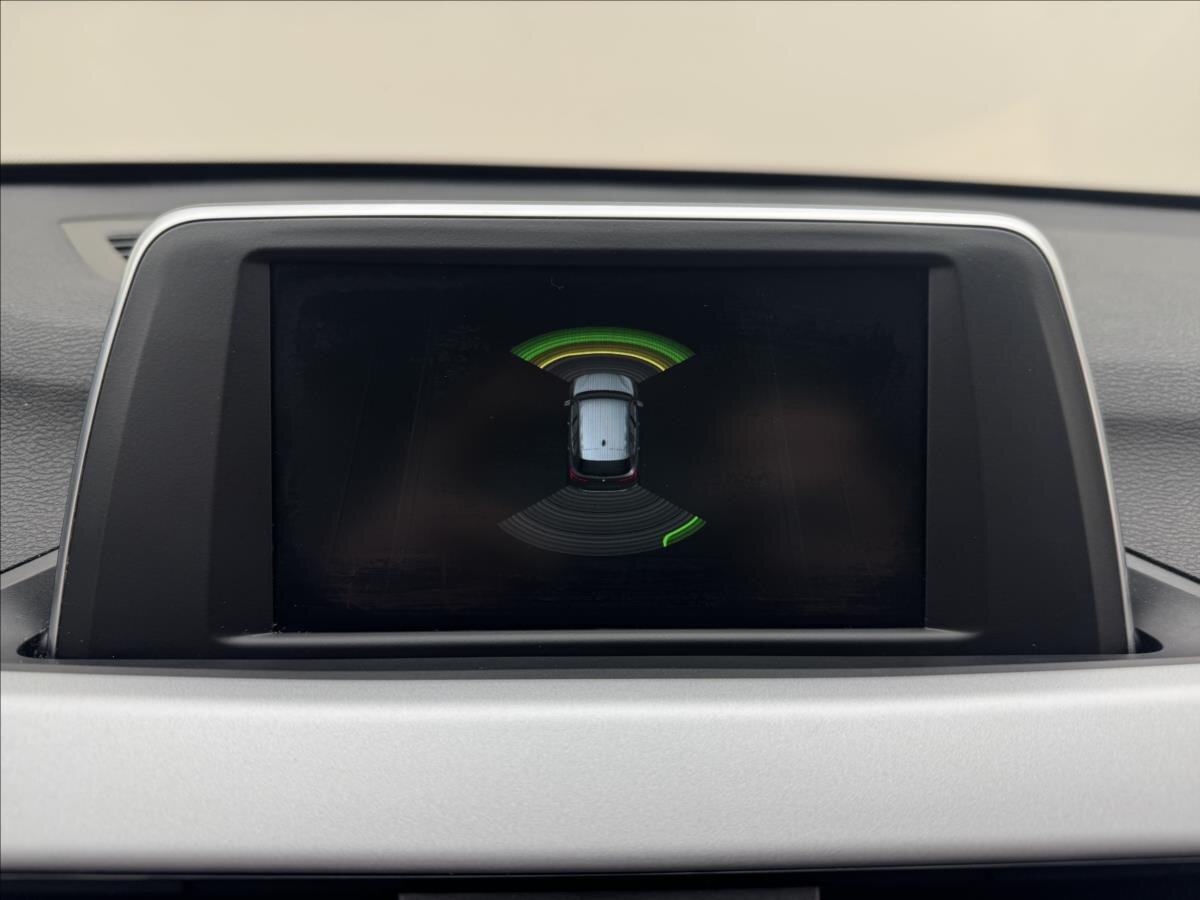 BMW X1 SUV 2,0 l 110 kw