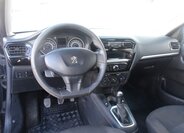 Peugeot 301 Sedan / Limuzína 1,2 l 53 kw