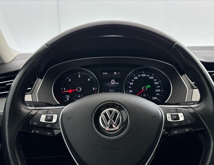 Volkswagen Passat Kombi 2,0 l 140 kw
