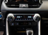 Toyota RAV4 SUV 2,5 l 131 kw