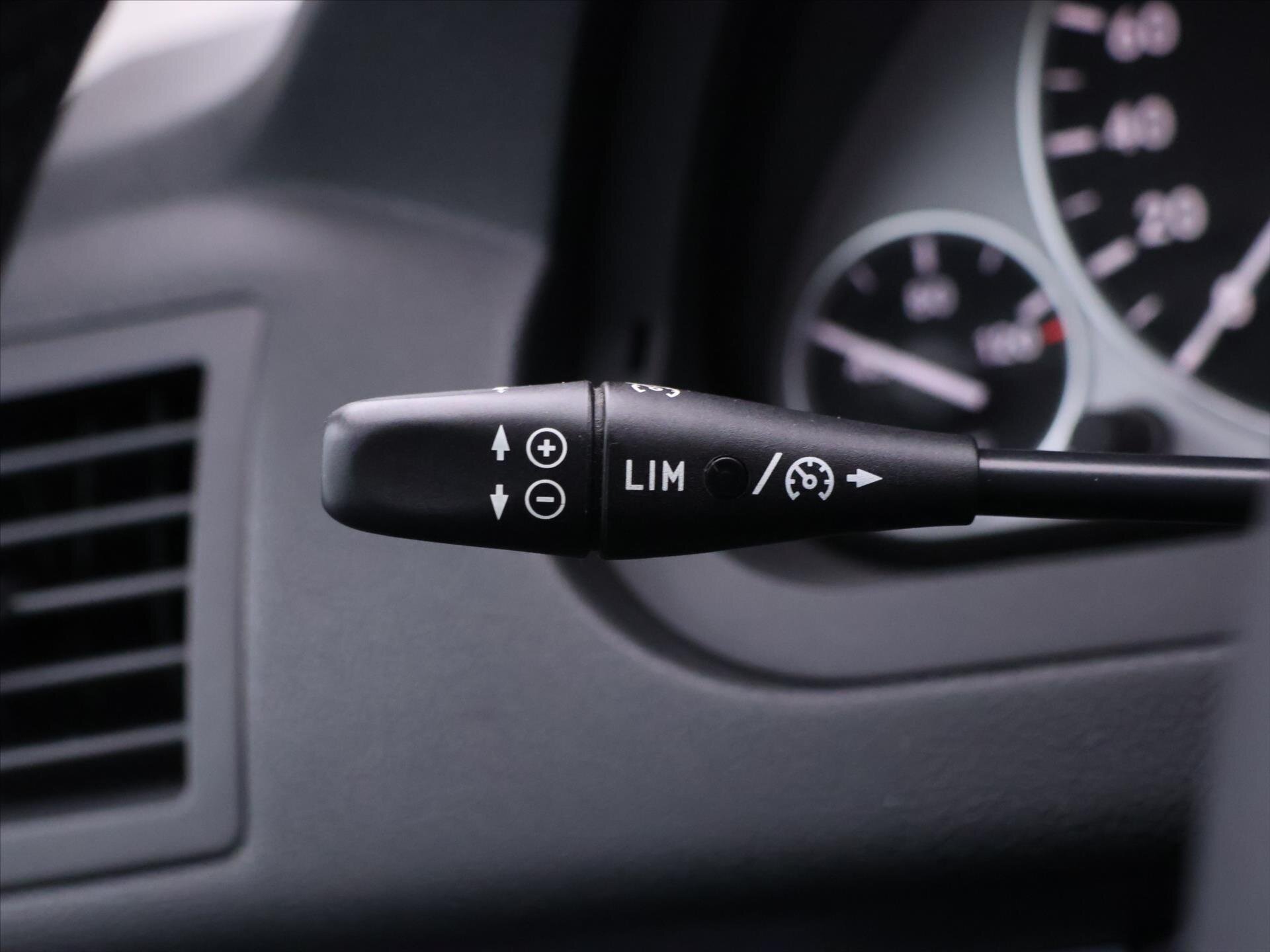 Mercedes-Benz Třídy B Hatchback 2,0 l 80 kw