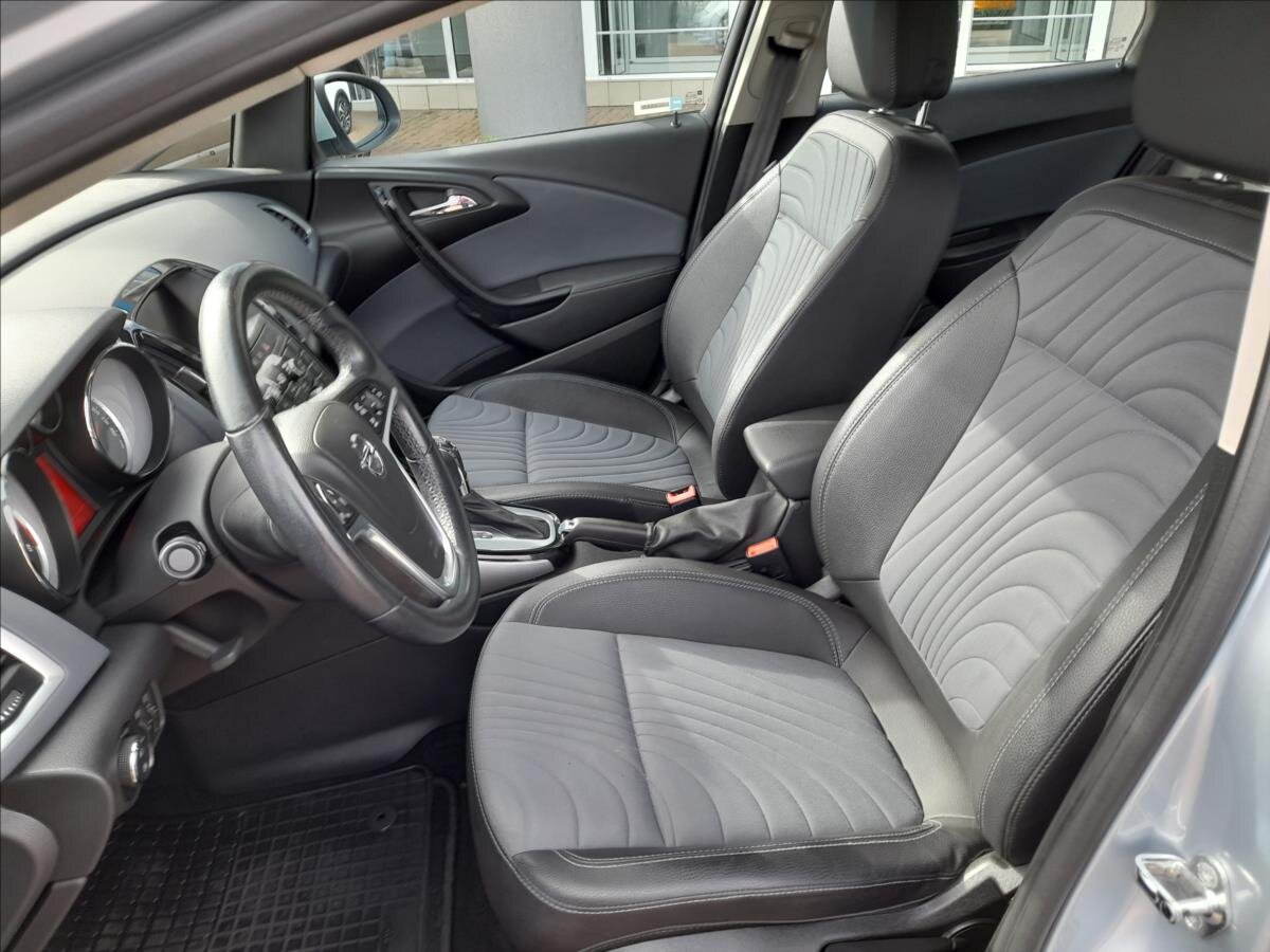 Opel Astra Hatchback 1,4 l 103 kw