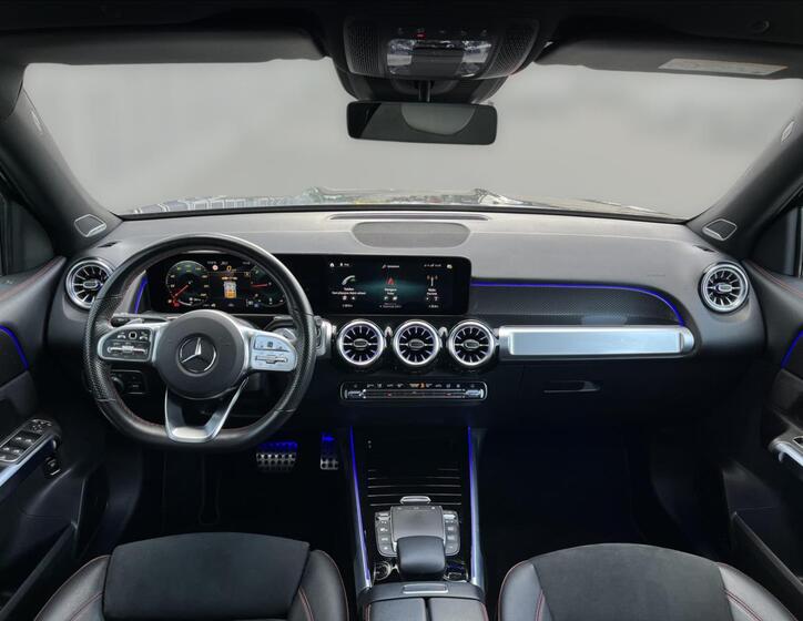 Mercedes-Benz GLB 13