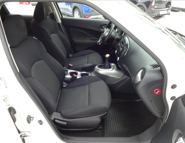 Nissan Juke Hatchback 1,6 l 86 kw