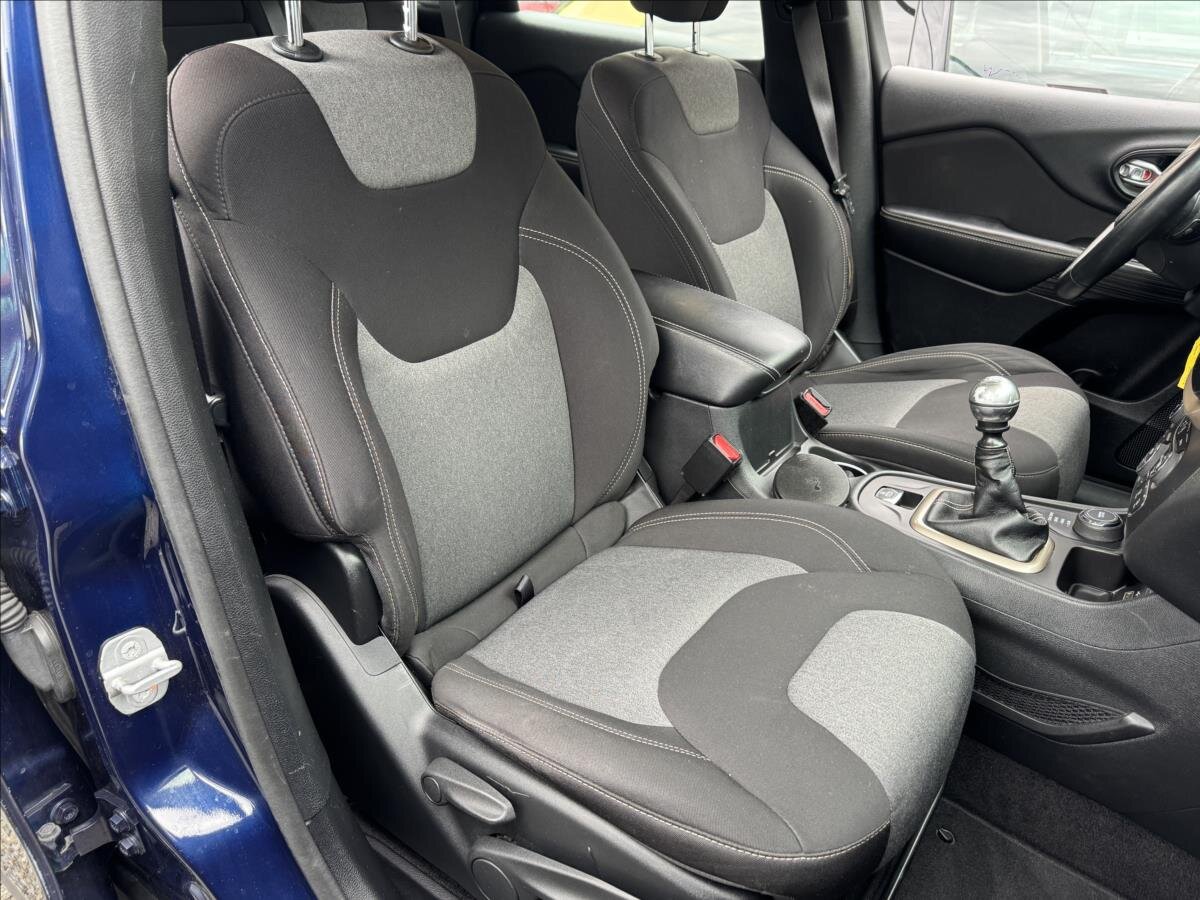 Jeep Cherokee Ostatní 2,0 l 103 kw