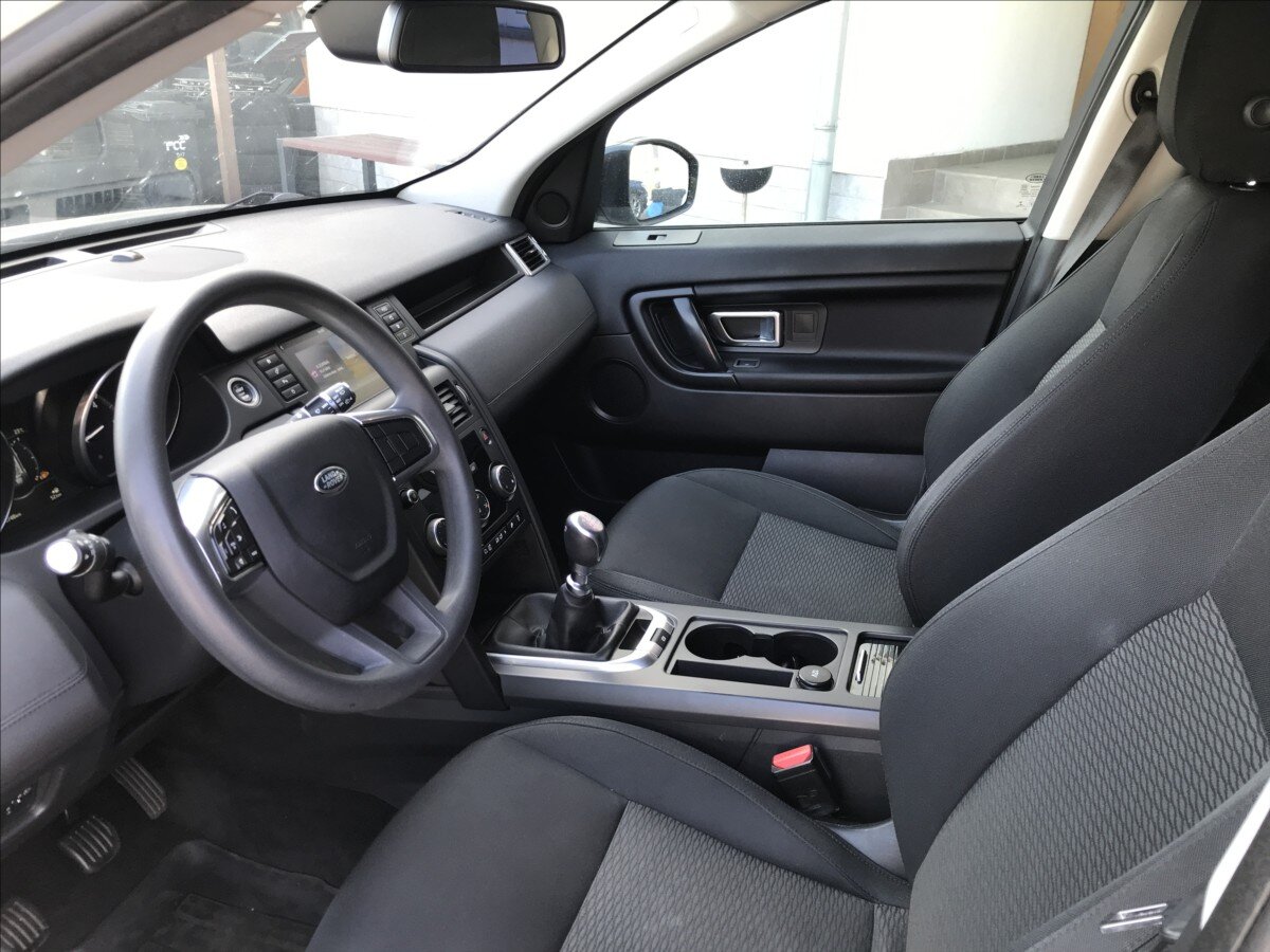 Land Rover Discovery Sport SUV / Terénní 2,0 l 110 kw
