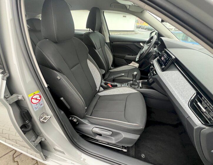 Škoda Scala Hatchback 1,0 l 85 kw