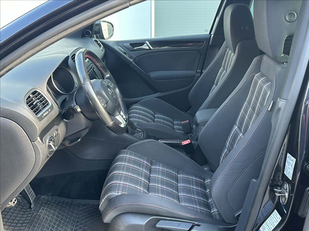 Volkswagen Golf Hatchback 2,0 l 155 kw