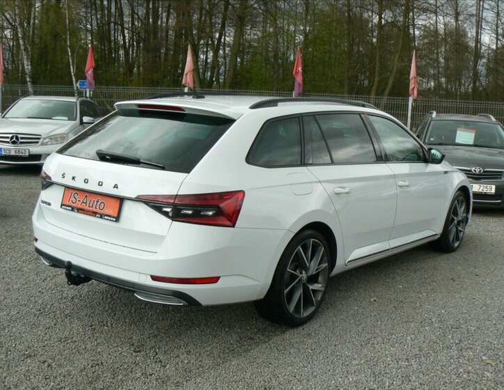 Škoda Superb Kombi 2,0 l 140 kw