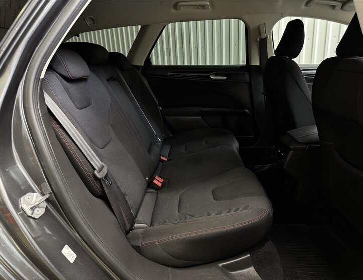 Ford Mondeo Kombi 2,0 l 110 kw