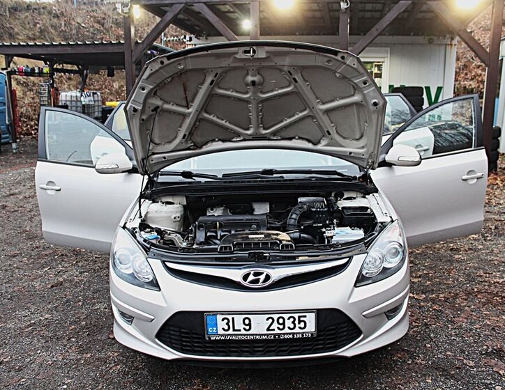 Hyundai i30 28