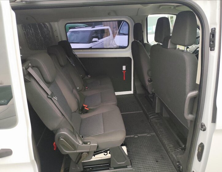 Ford Transit Custom 32