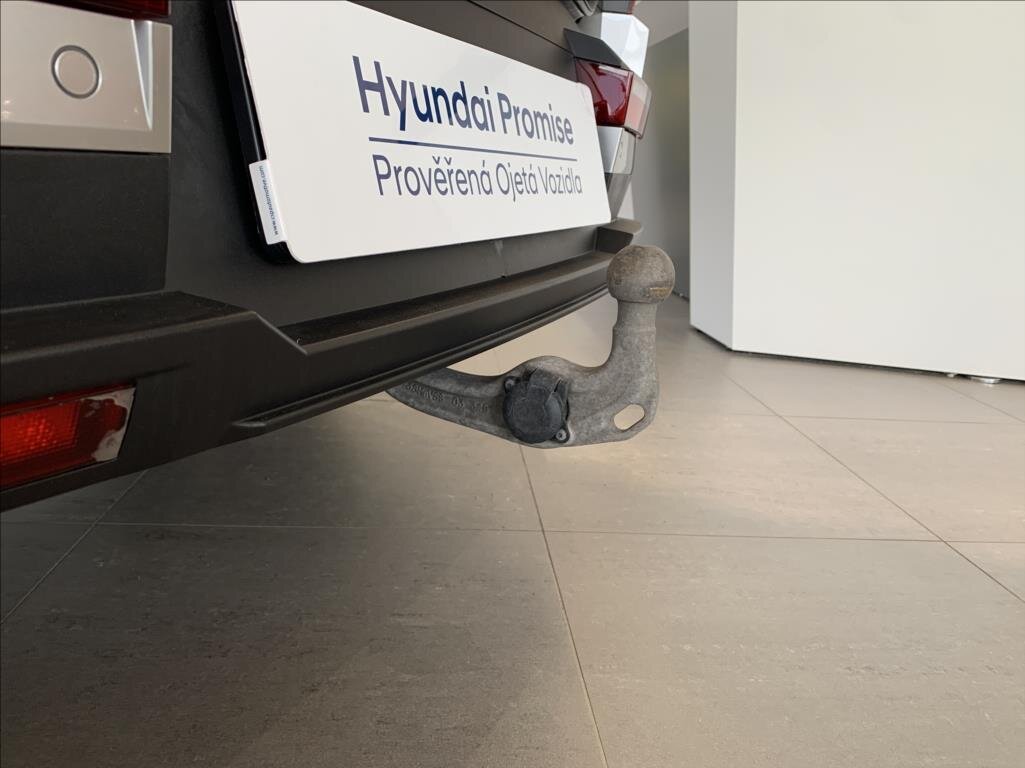 Hyundai Santa Fe SUV / Terénní 1,6 l 117 kw