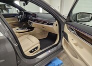 BMW Řada 7 Sedan / Limuzína 3,0 l 195 kw