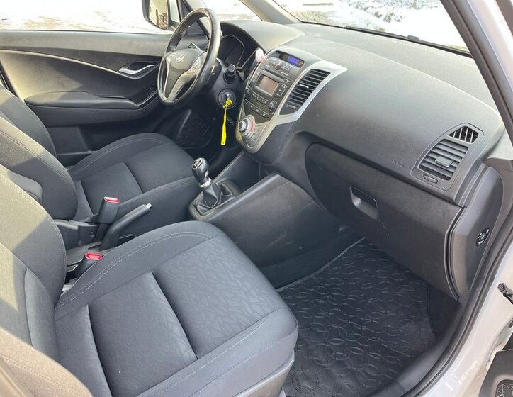 Hyundai ix20 MPV 1,6 l 92 kw