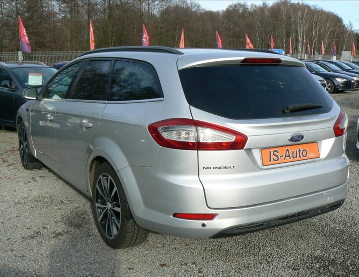 Ford Mondeo 4