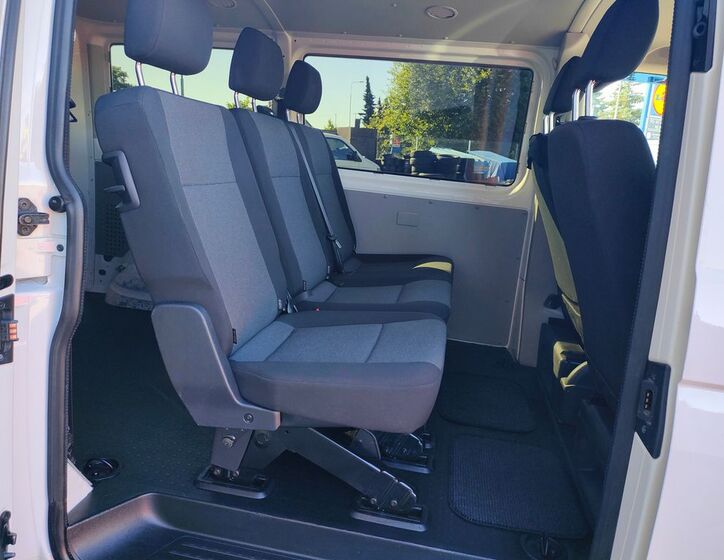 Volkswagen Transporter 11