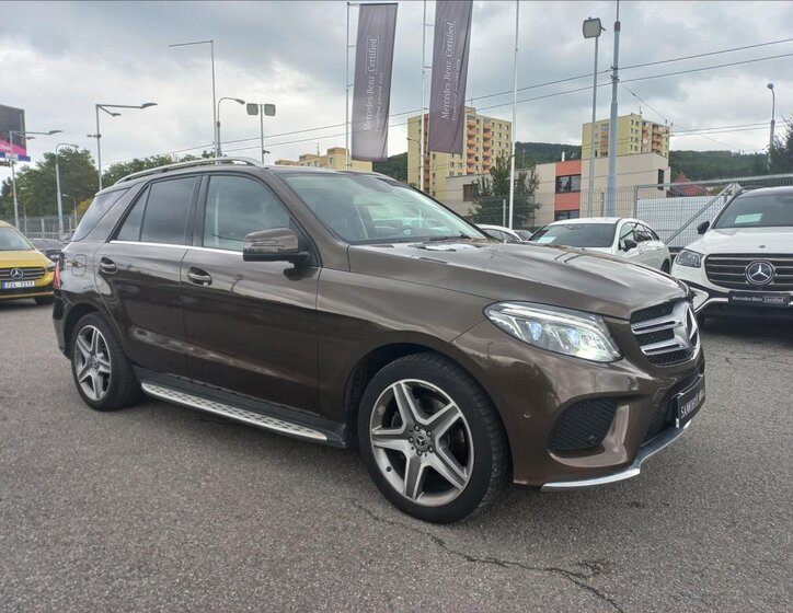 Mercedes-Benz GLE 7