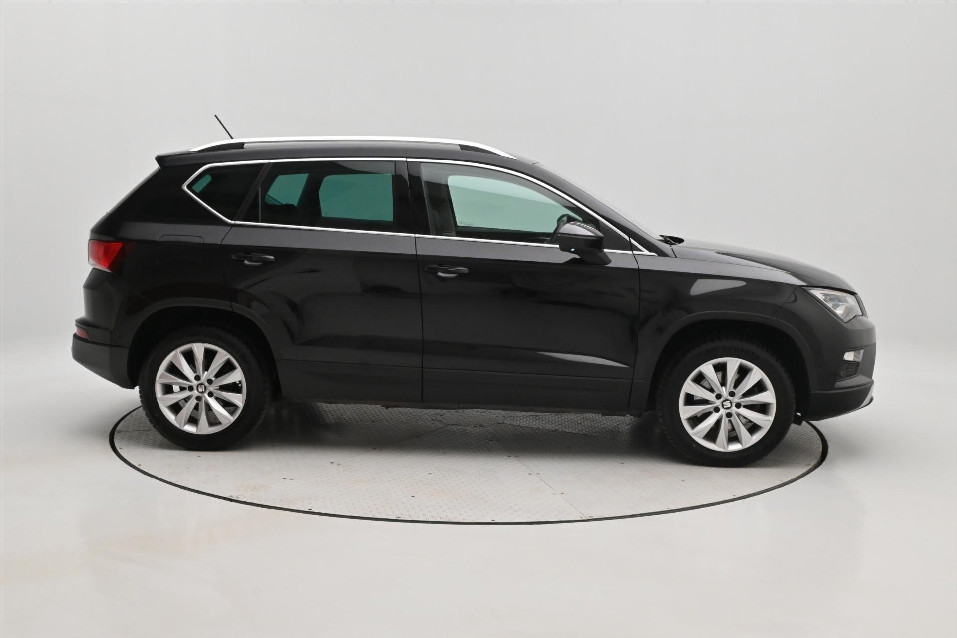 Seat Ateca SUV / Terénní 1,6 l 85 kw