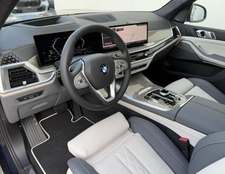 BMW X7 SUV 3,0 l 250 kw