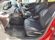 Peugeot 2008 MPV 1,2 l 81 kw