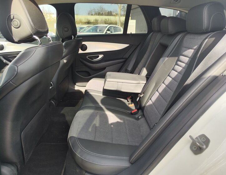 Mercedes-Benz Třídy E Kombi 2,0 l 143 kw