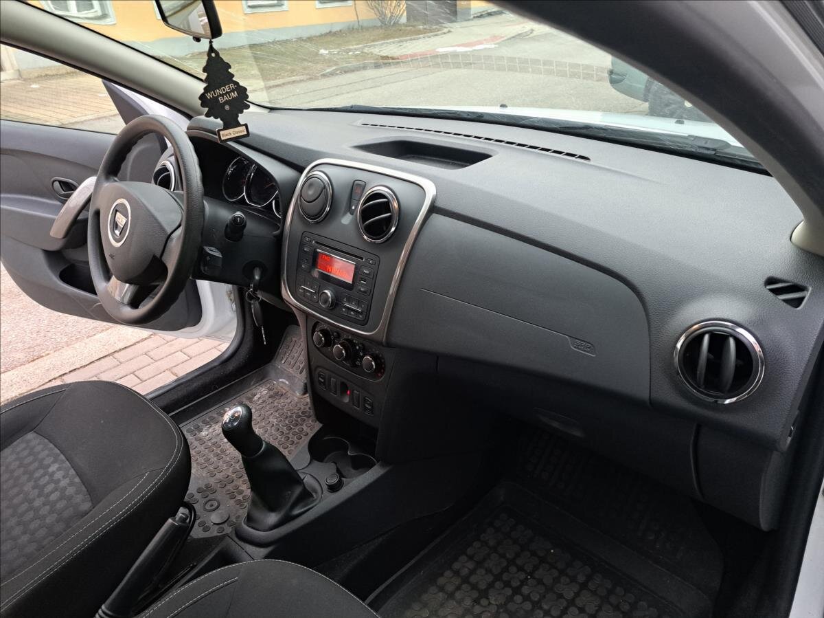 Dacia Sandero Hatchback 1,1 l 54 kw