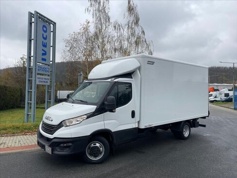 Iveco Daily Skříň 2,3 l 0
