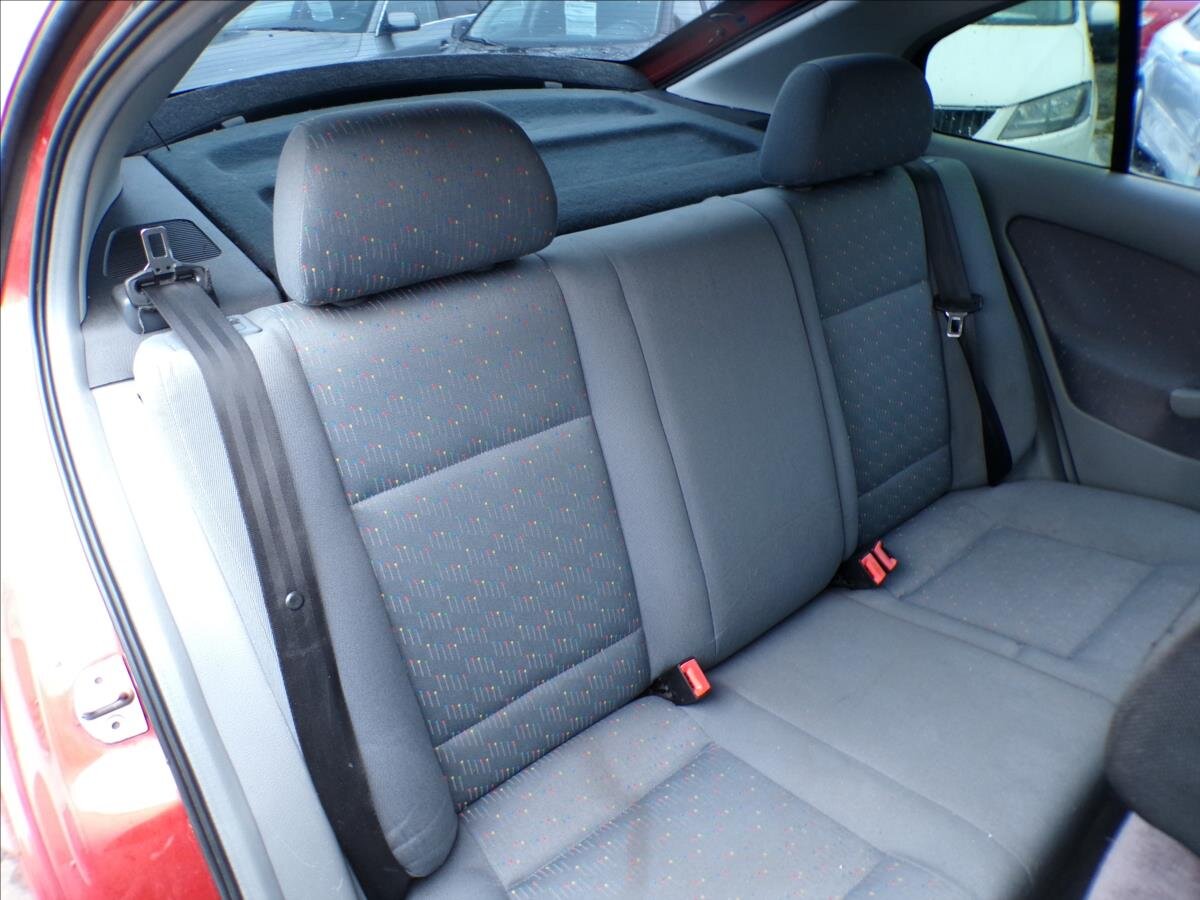 Škoda Octavia Liftback 1,6 l 75 kw