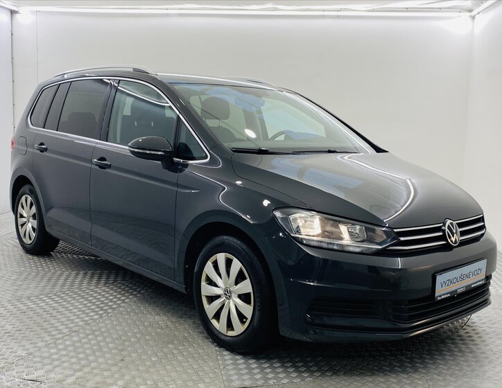 Volkswagen Touran 23