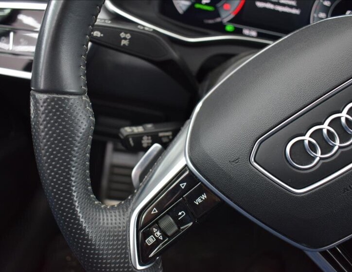 Audi A6 Kombi 3,0 l 210 kw