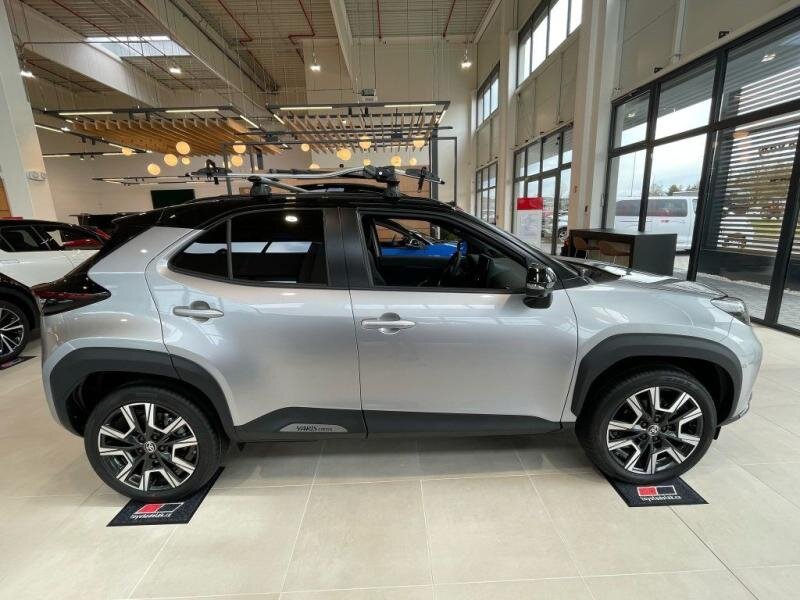 Toyota Yaris Cross SUV 1,5 l 68 kw