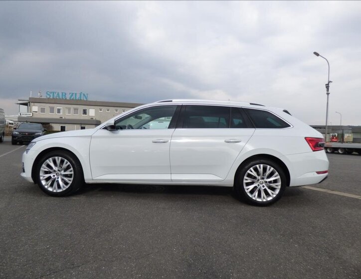 Škoda Superb Kombi 2,0 l 147 kw