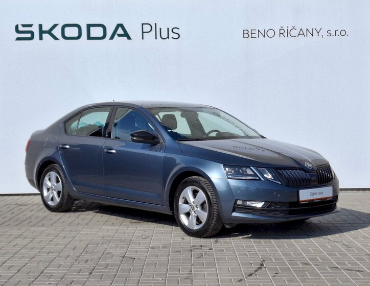 Škoda Octavia Sedan / Limuzína 1,5 l 110 kw