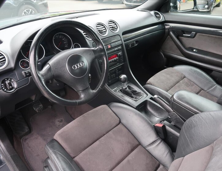 Audi A4 Kabriolet 2,4 l 125 kw