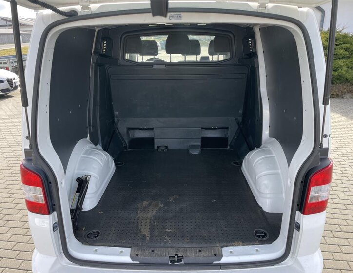 Volkswagen Transporter Kombi 2,0 l 75 kw