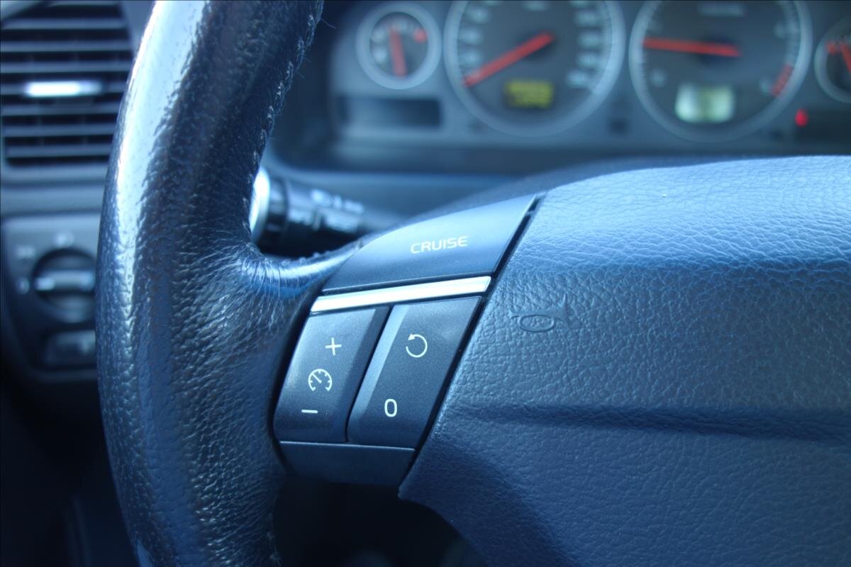 Volvo S60 Sedan / Limuzína 2,4 l 93 kw